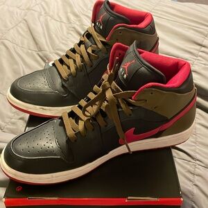 Jordan 1 Phat Black Red Olive Sneakers